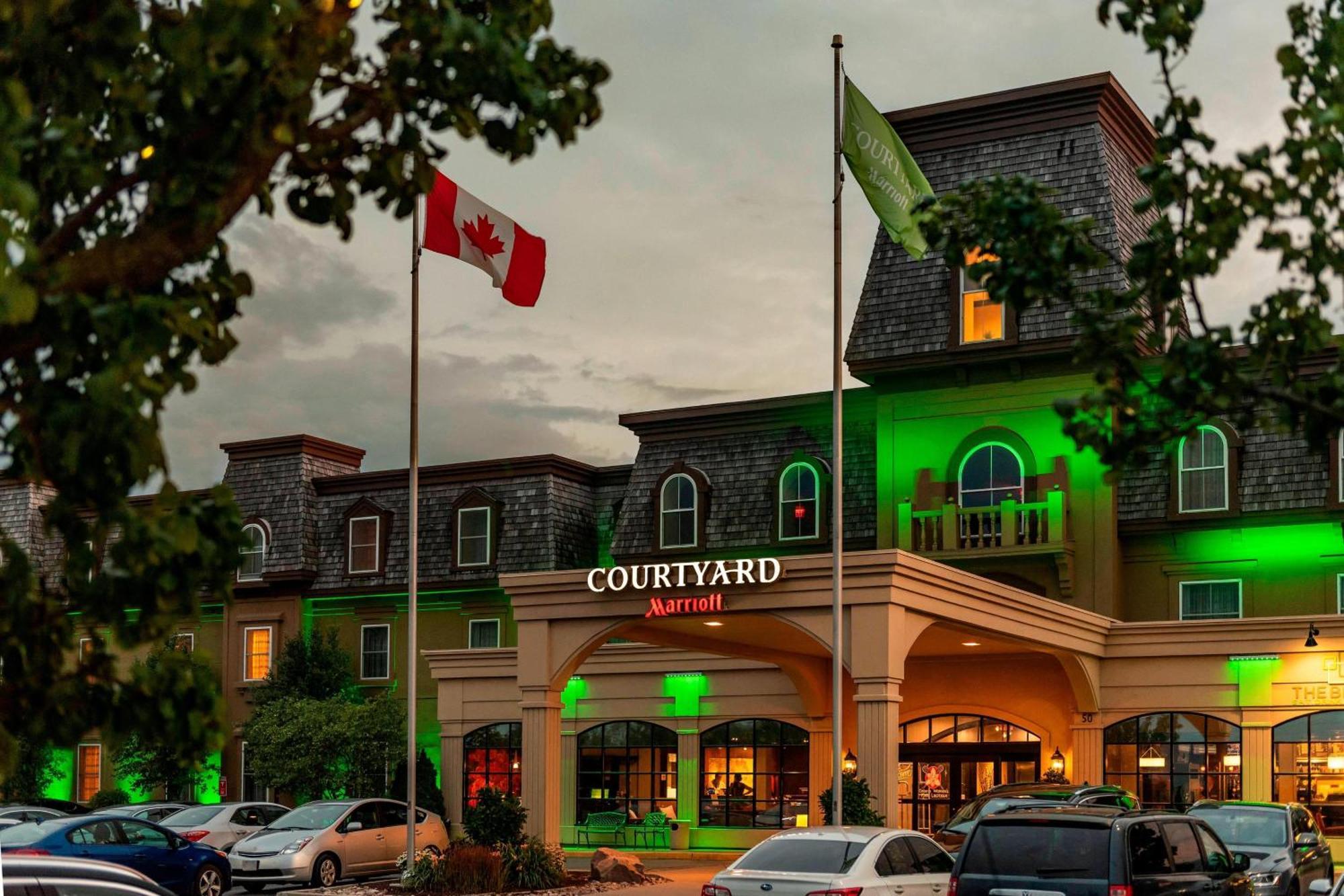 Courtyard By Marriott Waterloo St. Jacobs Hotel Ngoại thất bức ảnh